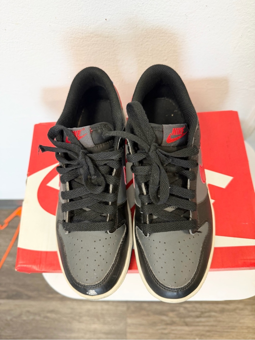 Nike Dunk Low Sneakers Youth Boys Size 6Y